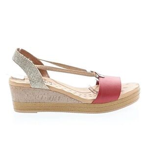 Mali Super Comfort Red and Beige Wedge Sandals Women’s Size 8